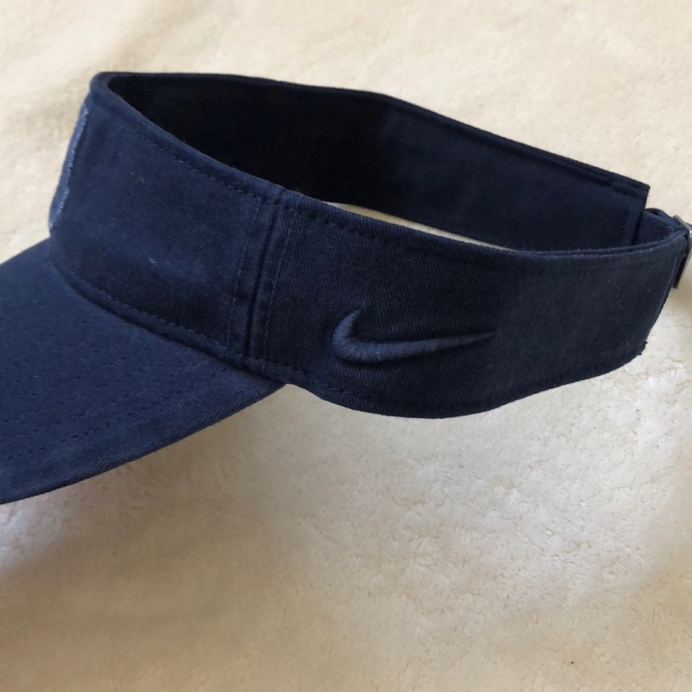 Sun visor - Picture 2 of 3